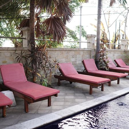 Grand Raka Homestay Lovina Exterior foto