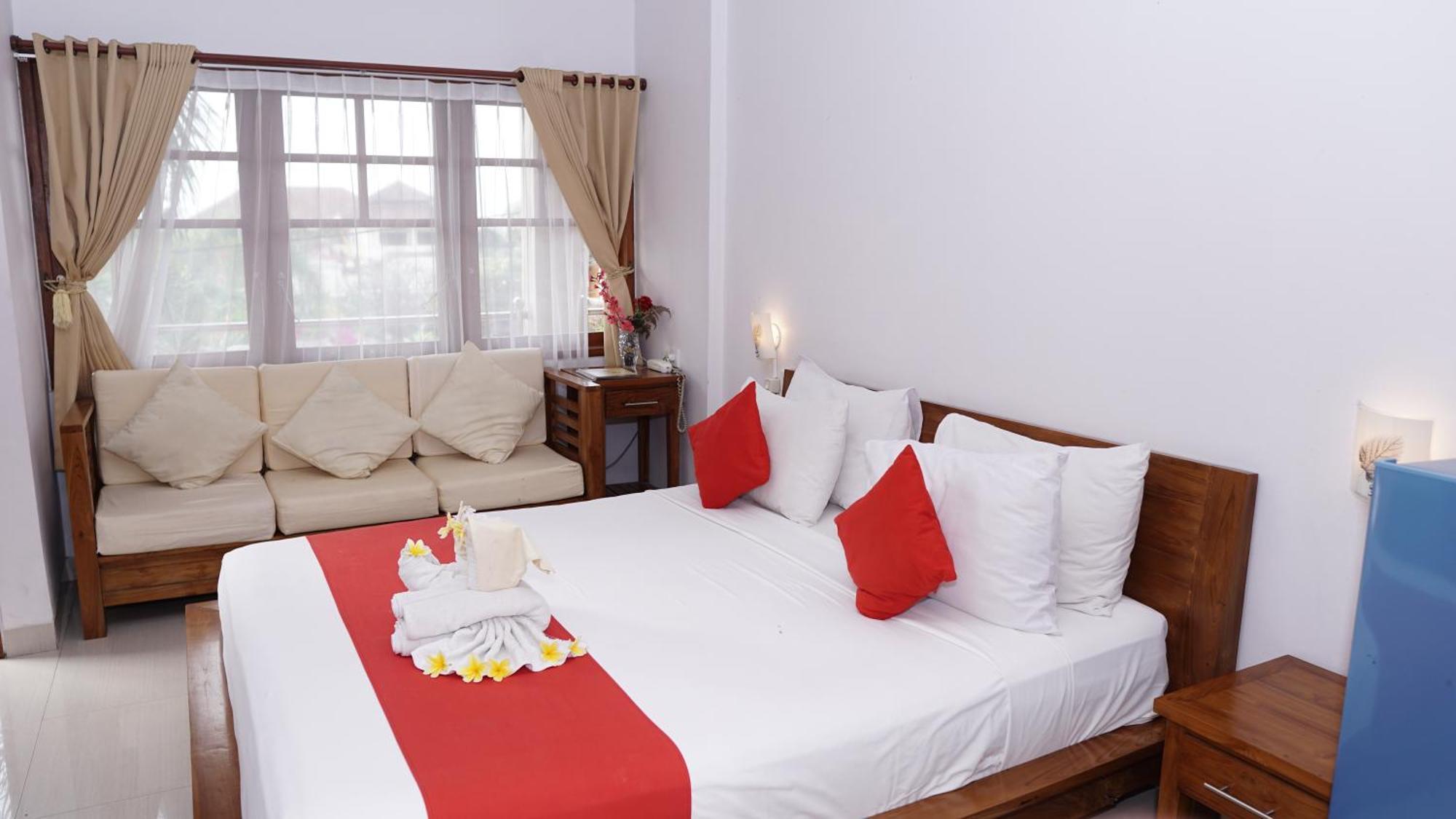 Grand Raka Homestay Lovina Quarto foto